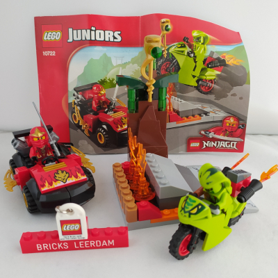 Ninjago Slangenduel 10722